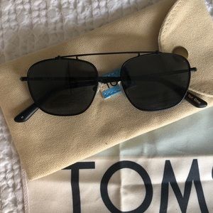 TOMS Sunglasses